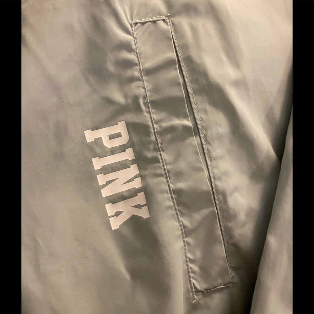 PINK windbreaker - Picture 3 of 4